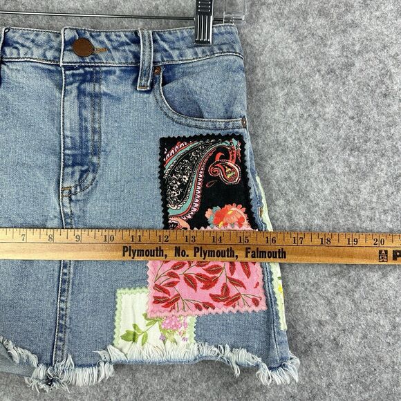 Alice + Olivia Route 66 Patchwork Mini Skirt Womens 26 Blue Denim High Rise Boho - Picture 7 of 12